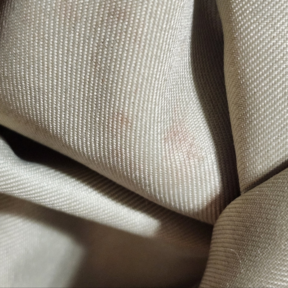 Elegant Brown Embossed Leather Tote - Picture 16 of 16
